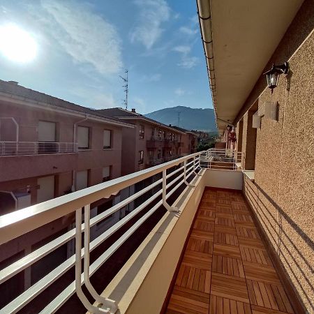 Acogedor Apartamento Junto A La Plaza Villasana de Mena Kültér fotó