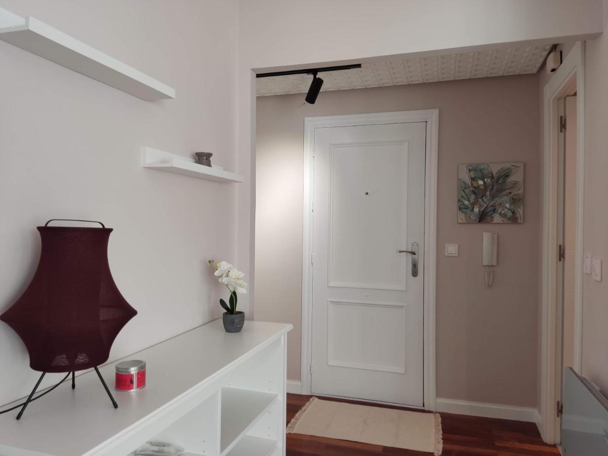 Acogedor Apartamento Junto A La Plaza Villasana de Mena Kültér fotó